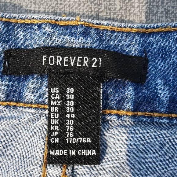 FOREVER 21 distressed blue jean skirt size 30  yellow gold thread - Picture 3 of 9